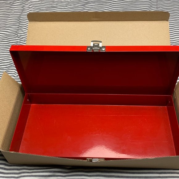 Supreme | Large Metal Storage Box - Picture 3 of 4